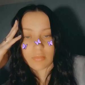 Meet your Posher, Pamela